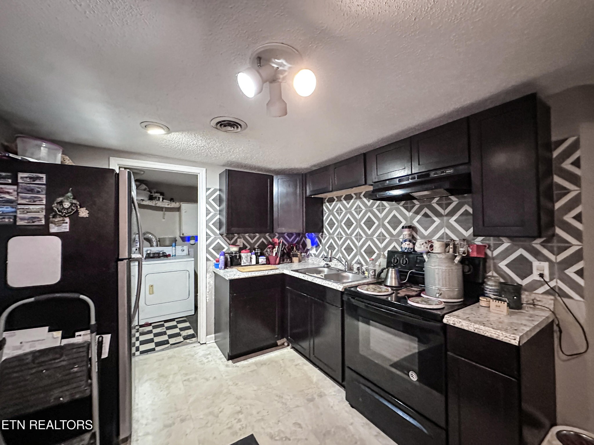 4308 Edington Road Knoxville, TN 37920 - Photo 4 of 17 Gallery Image 4