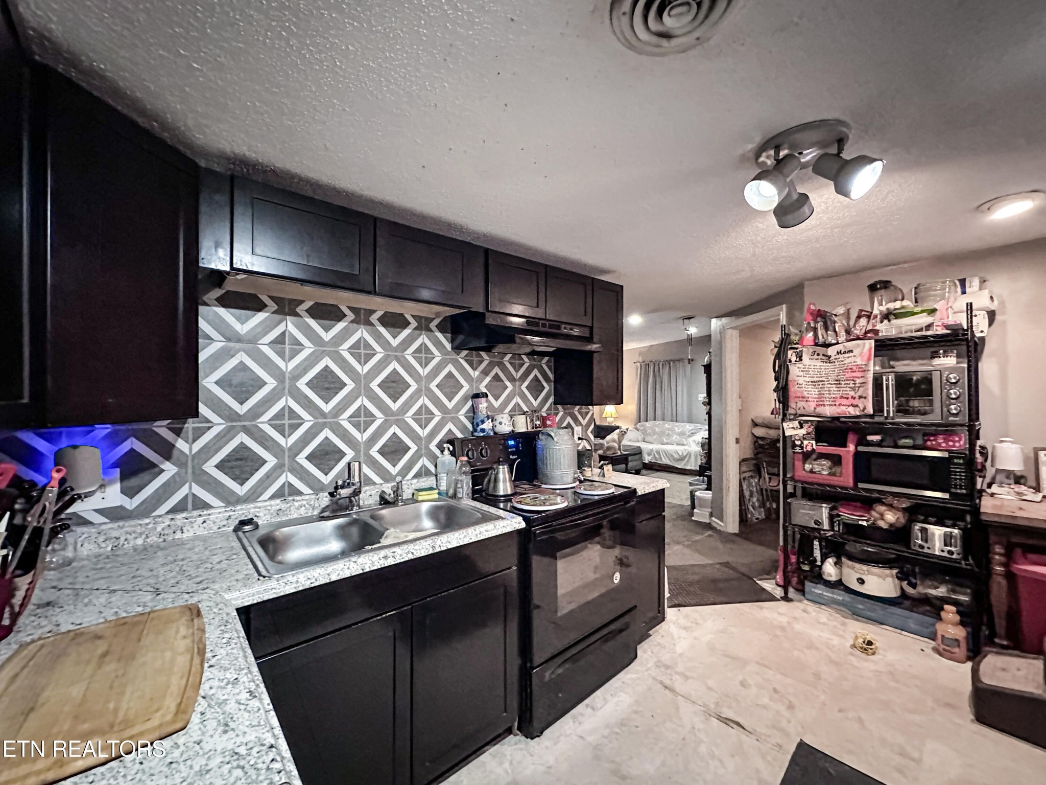 4308 Edington Road Knoxville, TN 37920 - Photo 5 of 17 Gallery Image 5