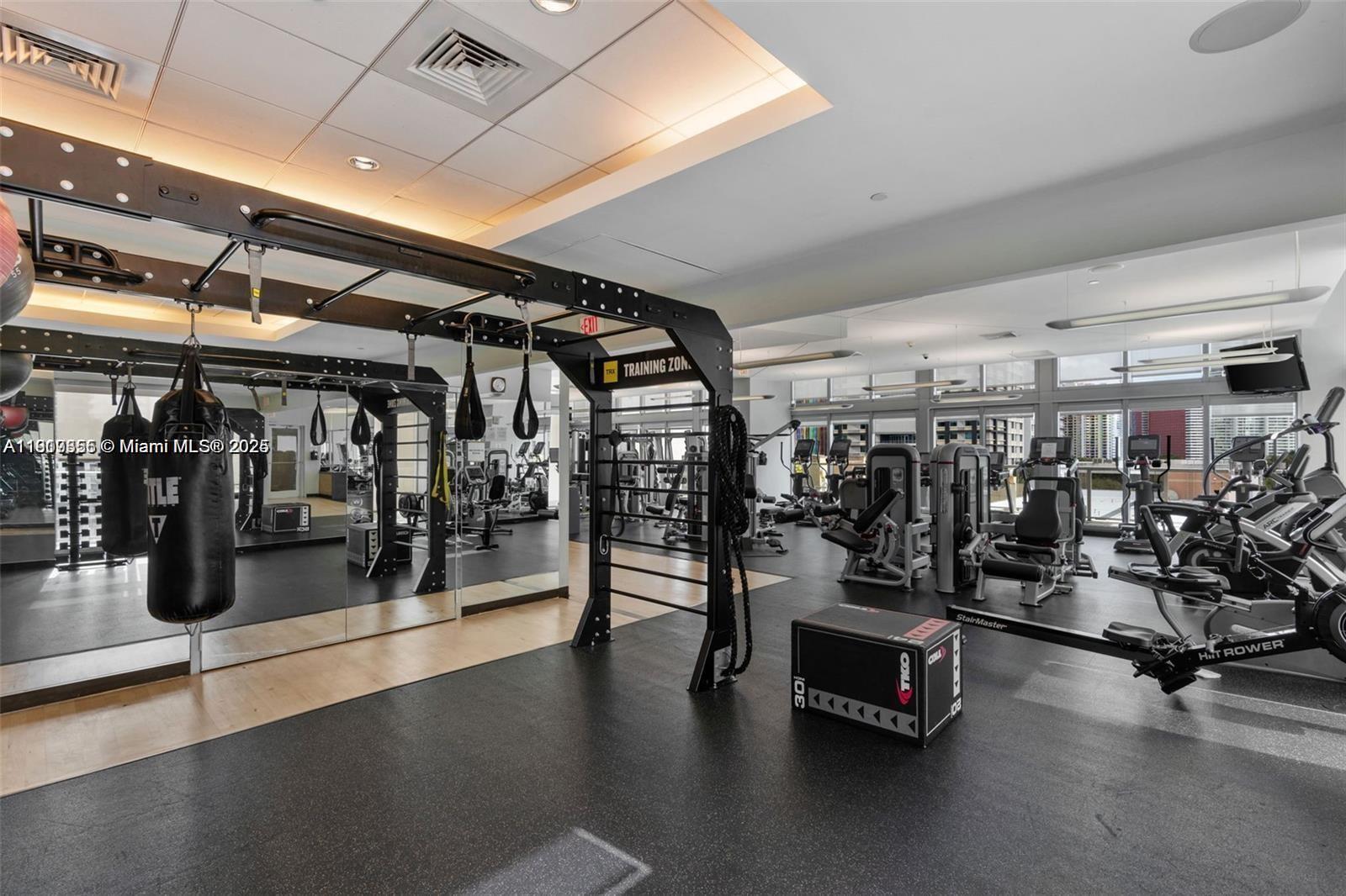 79 Southwest 12th Street, Unit 2204S Miami, FL 33130 - Photo 27 of 27 a view of a room with gym equipment