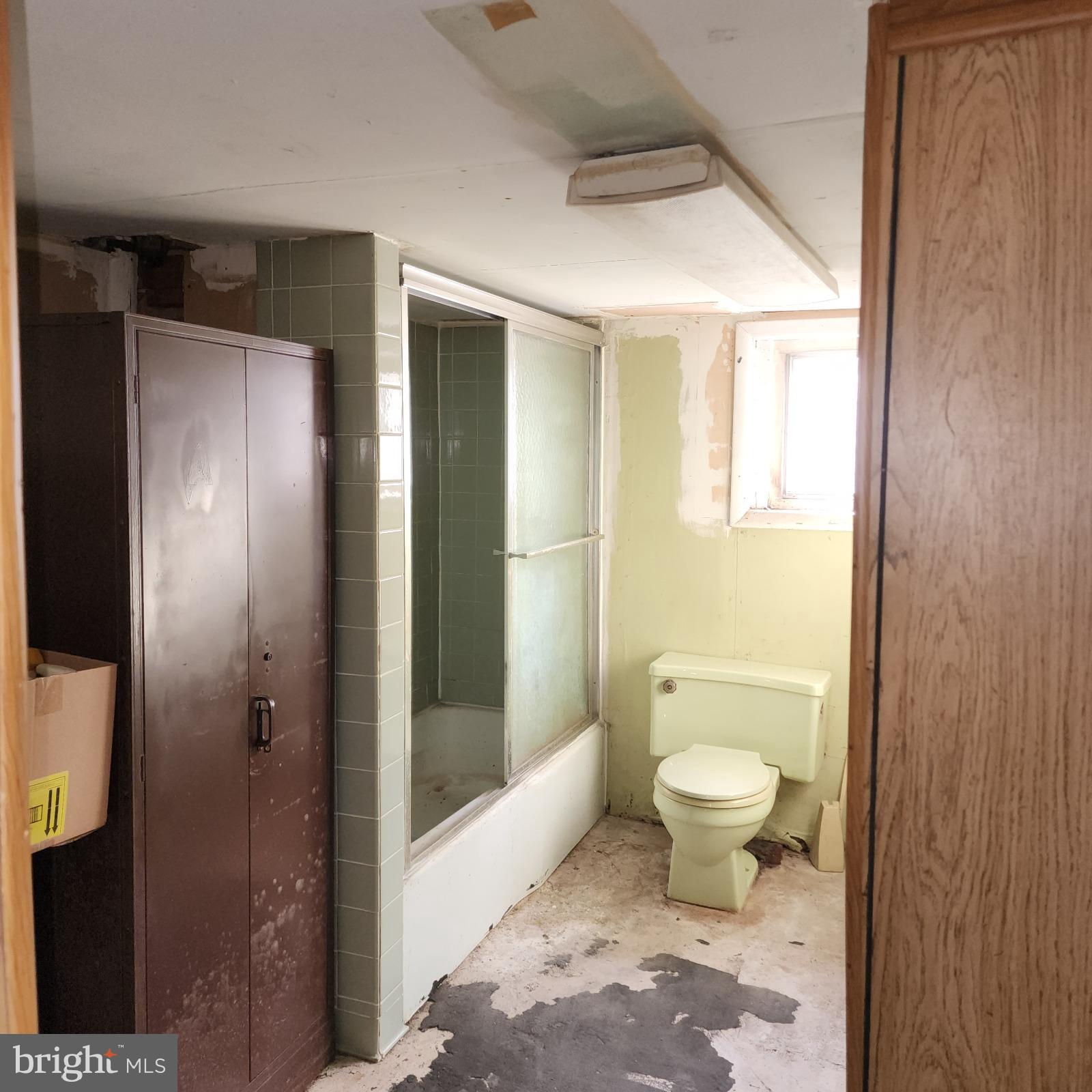 2708 Goodwood Road Baltimore, MD 21214 - Photo 9 of 28