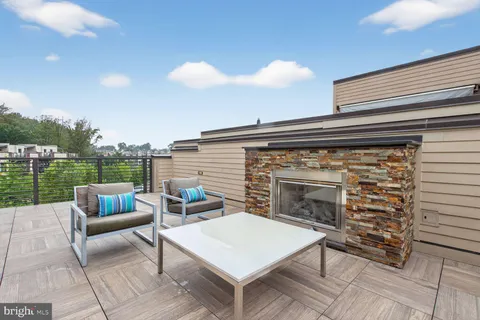 $1,525,000 | 432 Barlow Place, Bethesda, MD 20814