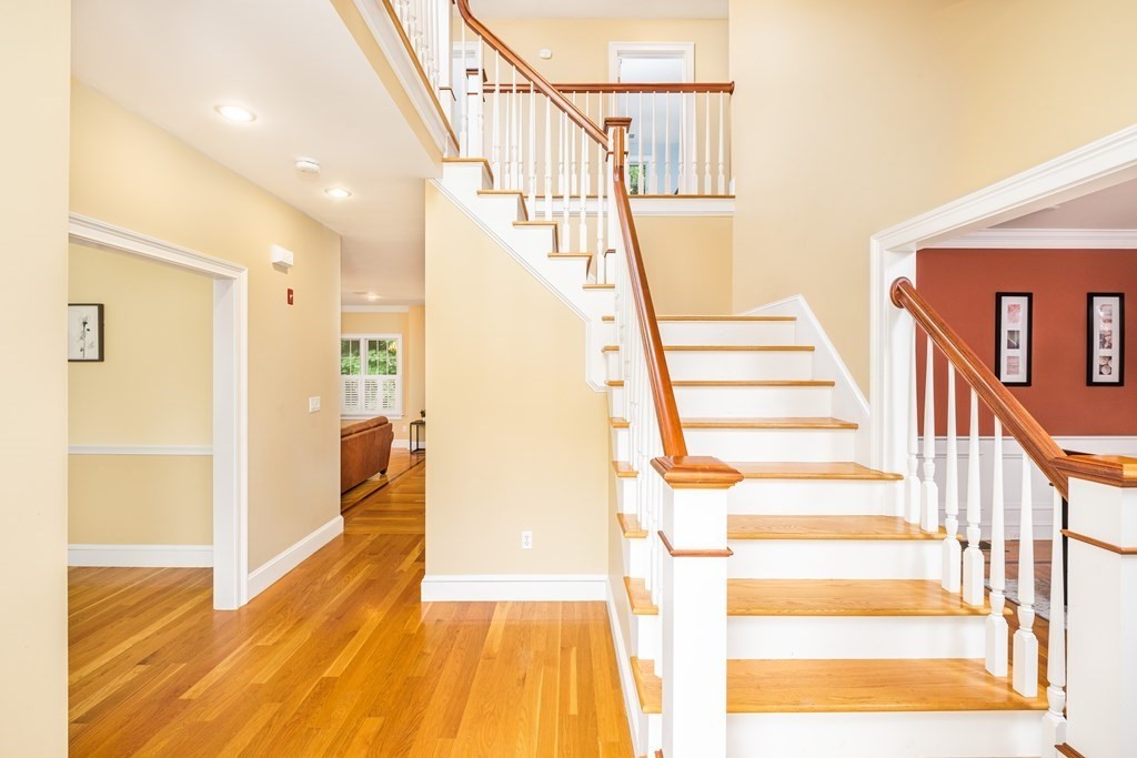 11 Bobolink Road Wellesley, MA 02481 - Photo 14 of 38