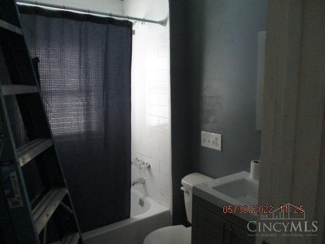 18 Ridgeway Road Cincinnati, OH 45216 - Photo 5 of 12