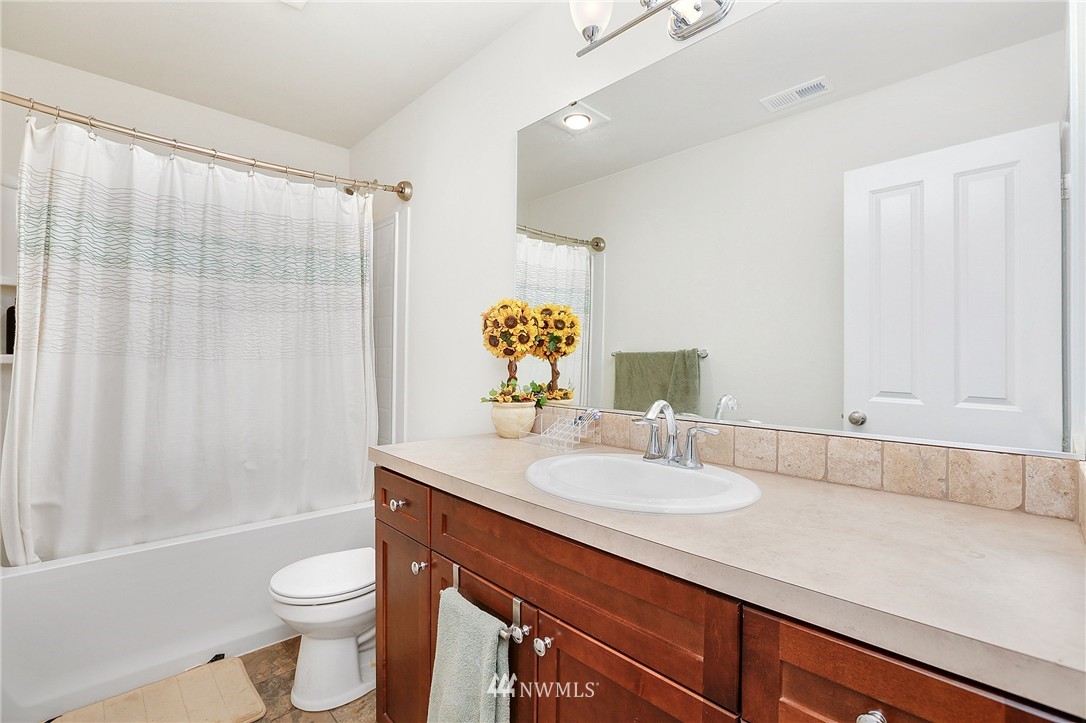 3604 202nd Pl S East Bothell, WA 98012 - Photo 18 of 20