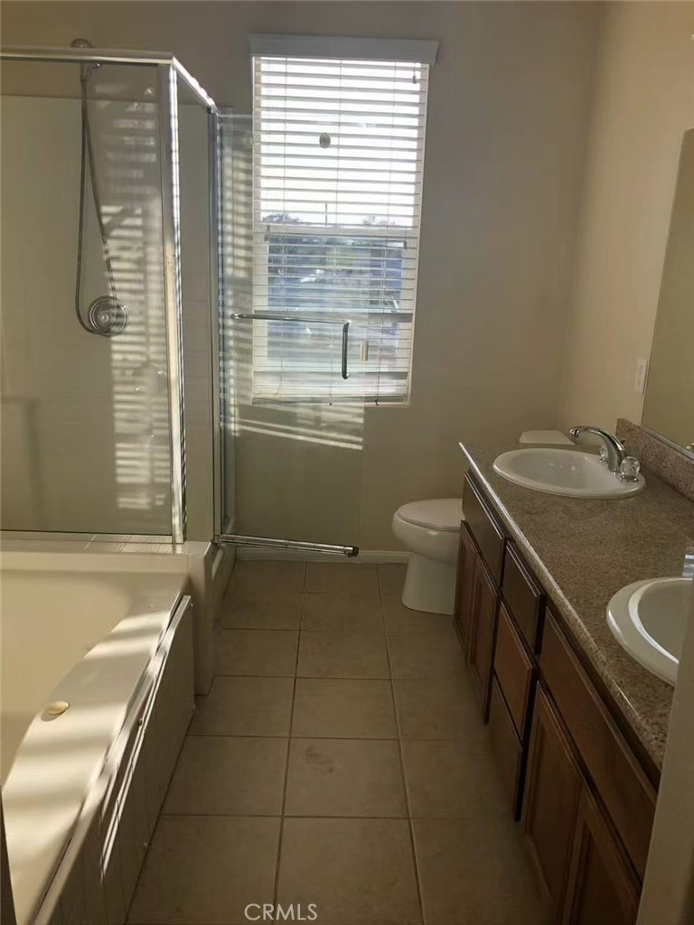 178 West Paramount Street Azusa, CA 91702 - Photo 8 of 9