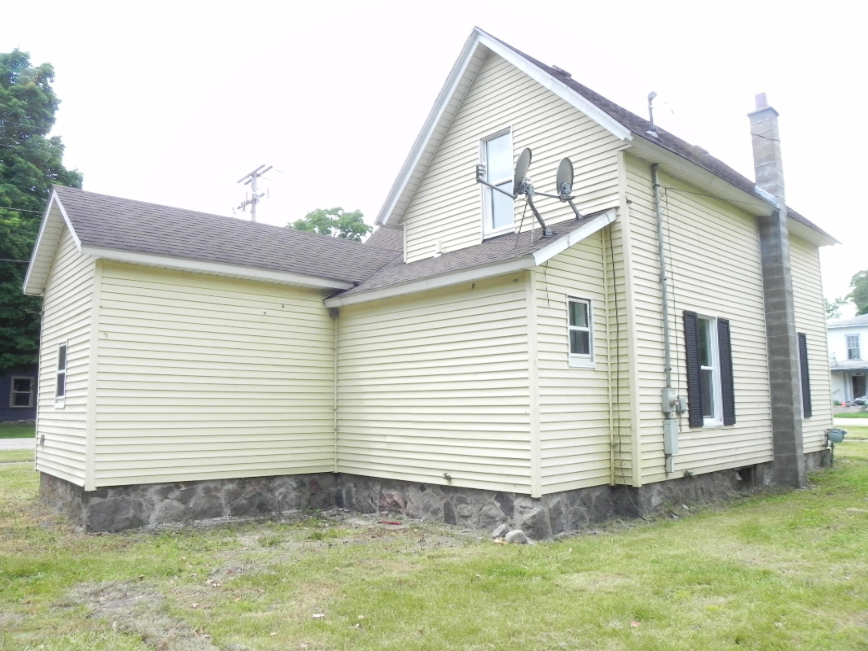 119 West St Marys Street Decatur, MI 49045 - Photo 21 of 25 DSCN6515