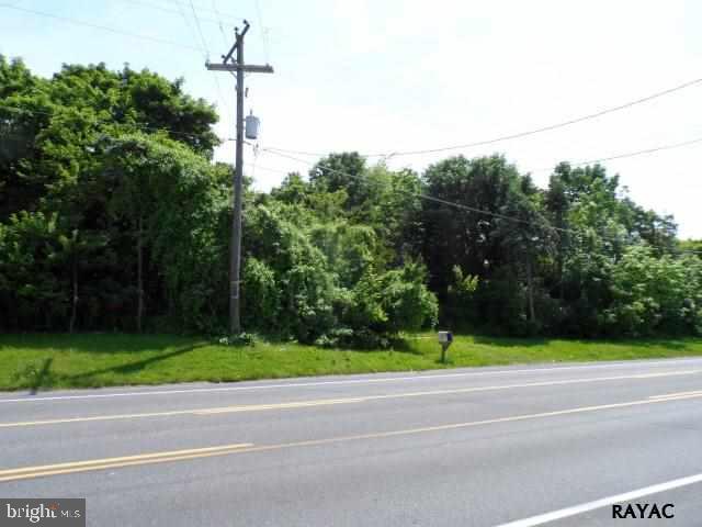 1745 York Road Gettysburg, PA 17325 - Photo 2 of 7