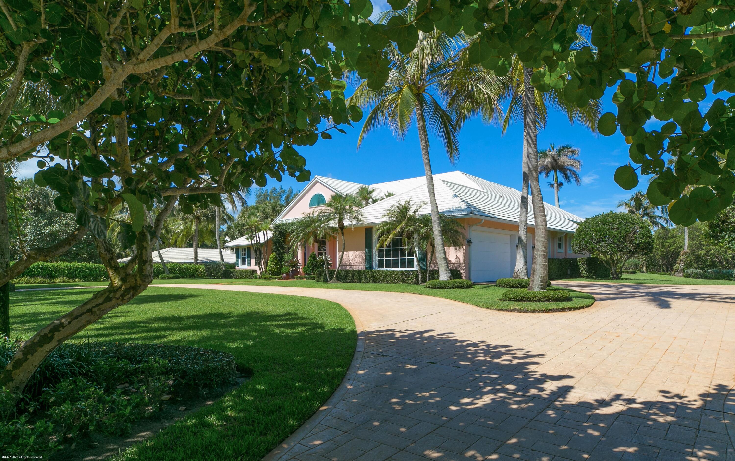 36 North Beach Road Hobe Sound, FL 33455 - Photo 4 of 27 004