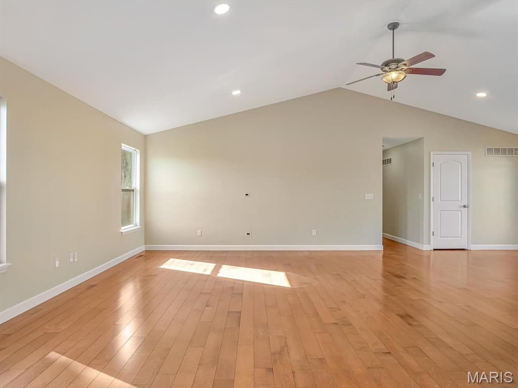 831 Victorian Avenue Waterloo, IL 62298 - Photo 11 of 40