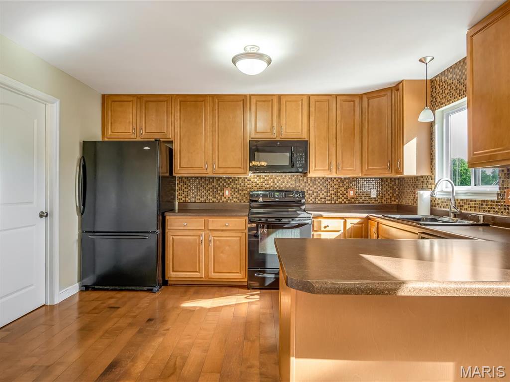 831 Victorian Avenue Waterloo, IL 62298 - Photo 14 of 40