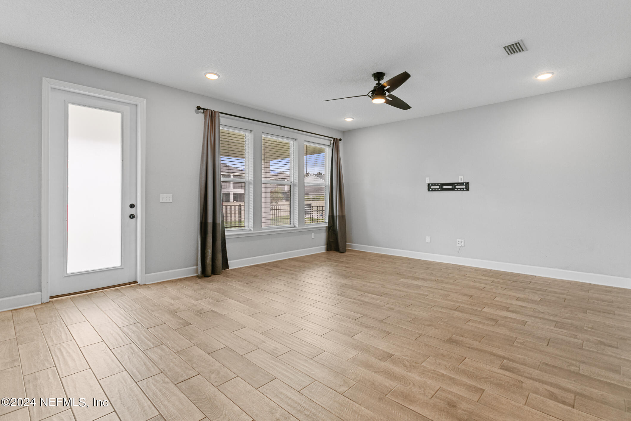 213 Foxcross Avenue St. Augustine, FL 32092 - Photo 22 of 93 213 Foxcross (18)