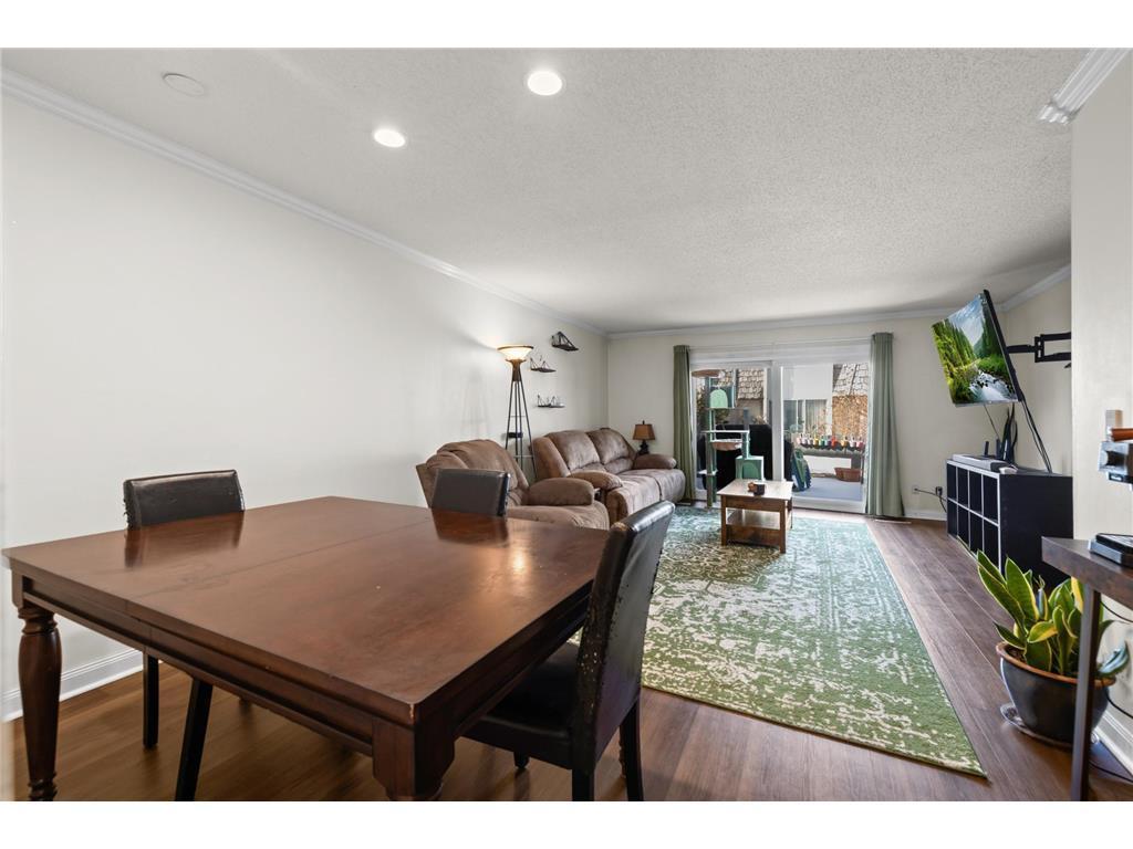 6016 Golden Valley Road Minneapolis, MN 55422 - Photo 6 of 23