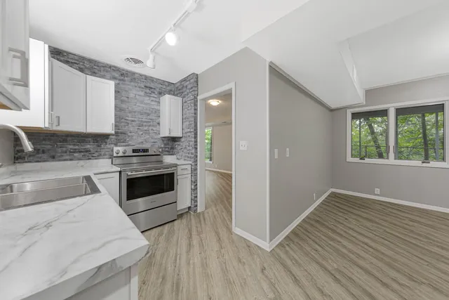 $350,000 | 501 Seabury Lane, Faribault, MN 55021