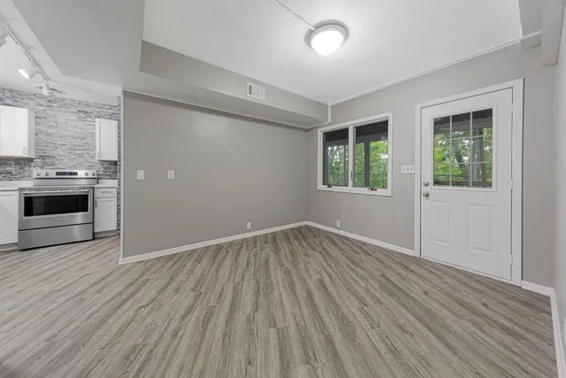 $350,000 | 501 Seabury Lane, Faribault, MN 55021