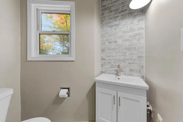 $350,000 | 501 Seabury Lane, Faribault, MN 55021