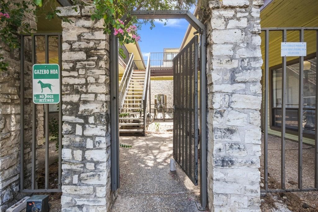 2815 Rio Grande Street, Unit 108 Austin, TX 78705 - Photo 7 of 8