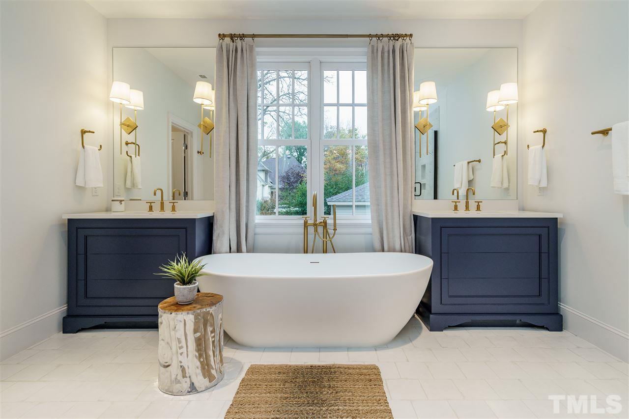 3039 Lewis Farm Road Raleigh, NC 27607 - Photo 15 of 21