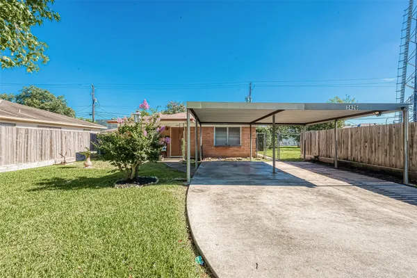 $1,750 | 3426 Bradford Street, Houston, TX 77025
