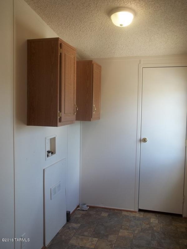 13310 North Derringer Road Marana, AZ 85653 - Photo 7 of 18