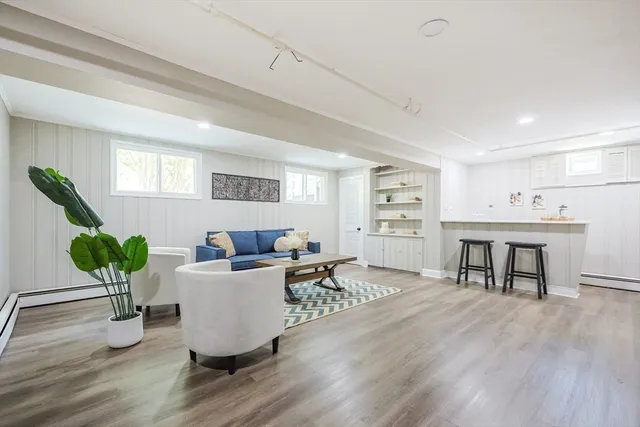 $585,000 | 256 South Main Street, Hopedale, MA 01747