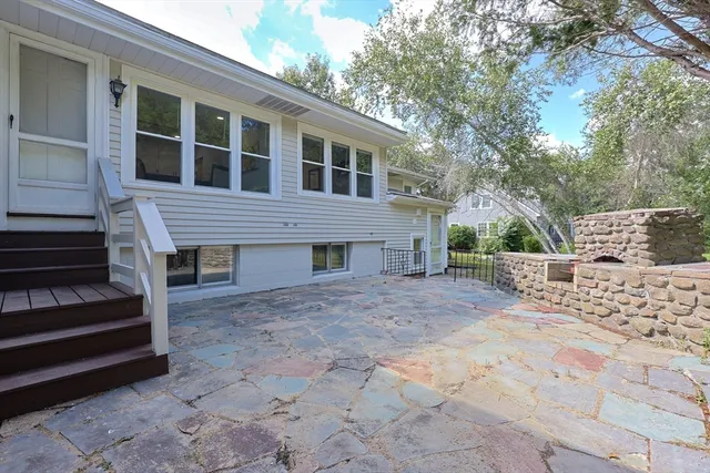 $585,000 | 256 South Main Street, Hopedale, MA 01747