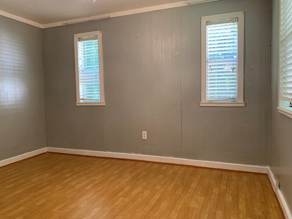 1033 Green Level Road Scottsburg, VA 24589 - Photo 11 of 35 Gallery Image 11