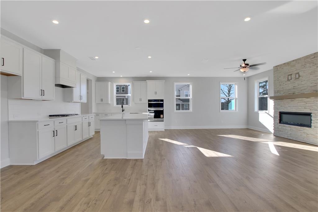 742 Crossroad Court Southwest Powder Springs, GA 30127 - Photo 7 of 26