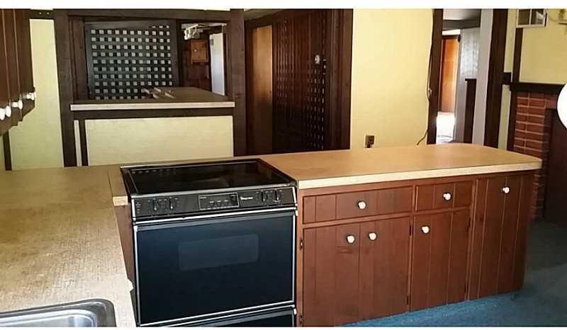 929 Turkey Inn Road Ligonier, PA 15658 - Photo 8 of 25 Kitchen.