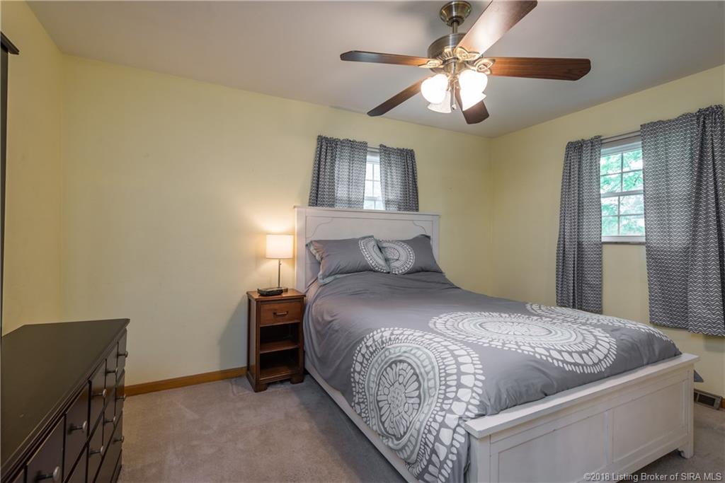 5328 Stiller Road Floyds Knobs, IN 47119 - Photo 12 of 31 Gallery Image 12
