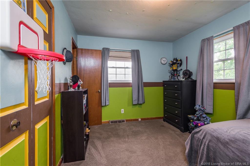 5328 Stiller Road Floyds Knobs, IN 47119 - Photo 14 of 31 Gallery Image 14