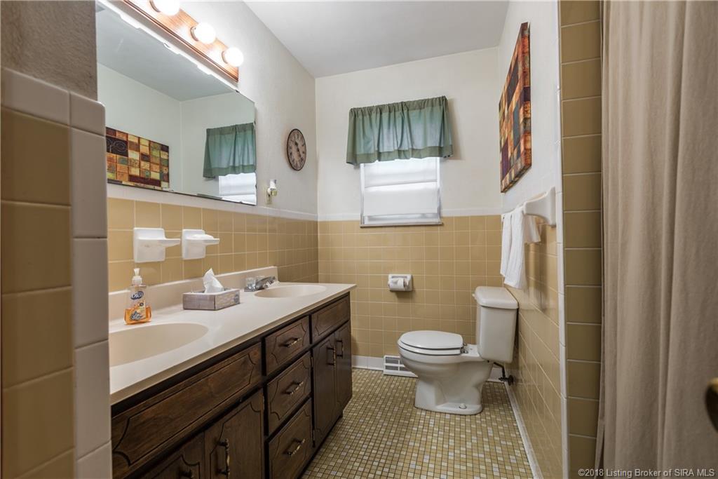 5328 Stiller Road Floyds Knobs, IN 47119 - Photo 19 of 31 Gallery Image 19