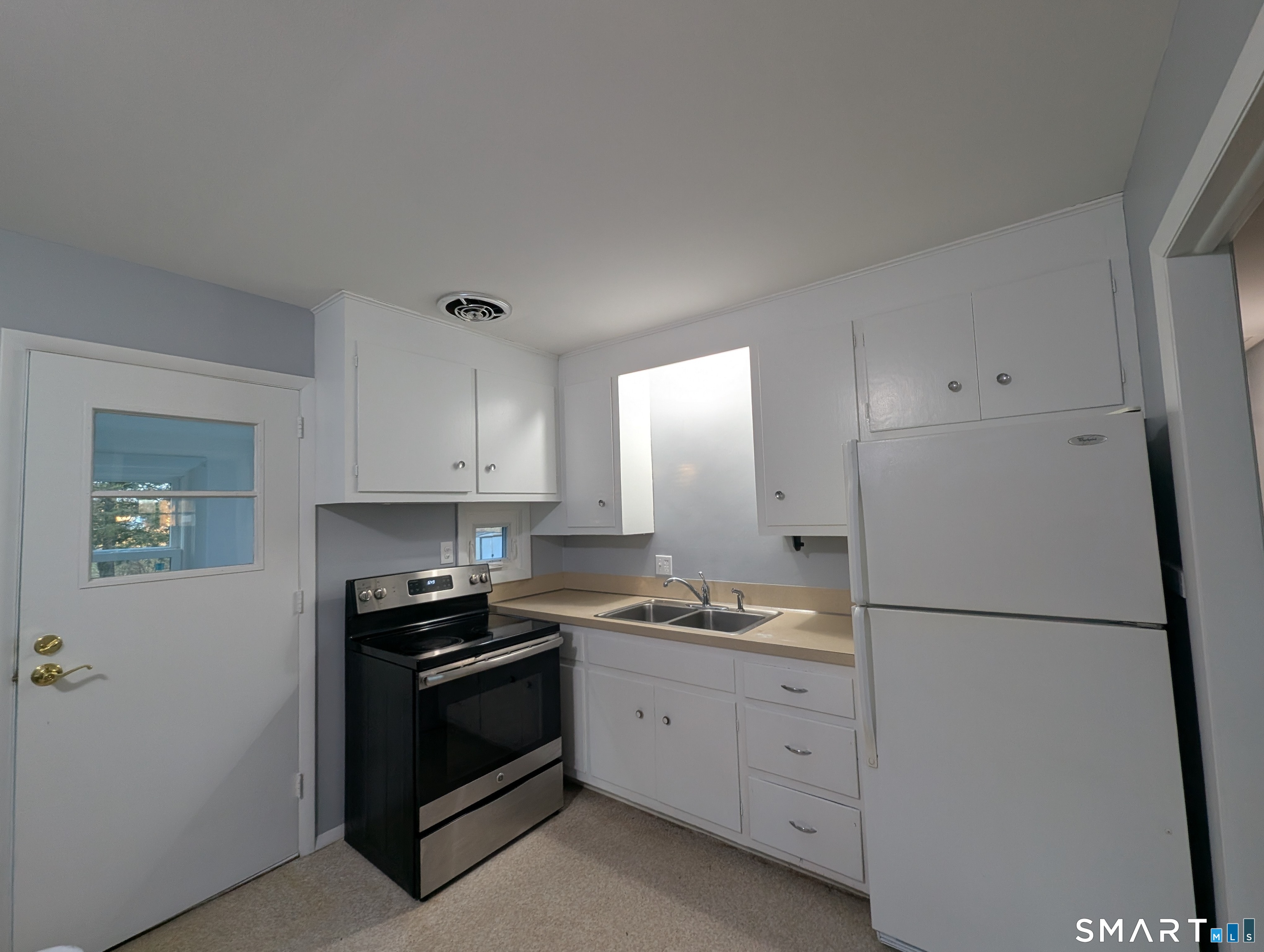 189 Melrose Road East Windsor, CT 06016 - Photo 4 of 17