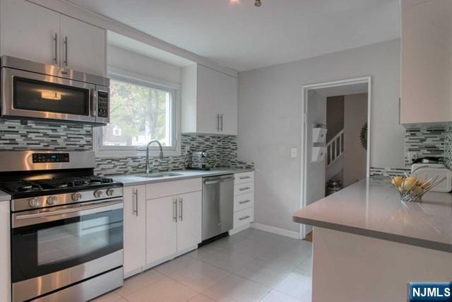 59 Buff Road Tenafly, NJ 07670 - Photo 7 of 22