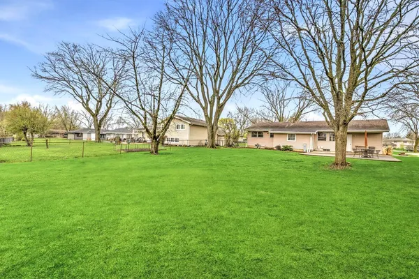 $419,000 | 133 Lela Lane, Schaumburg, IL 60193