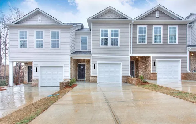 $294,075 | 106 Greenview Court, Cleveland, GA 30528