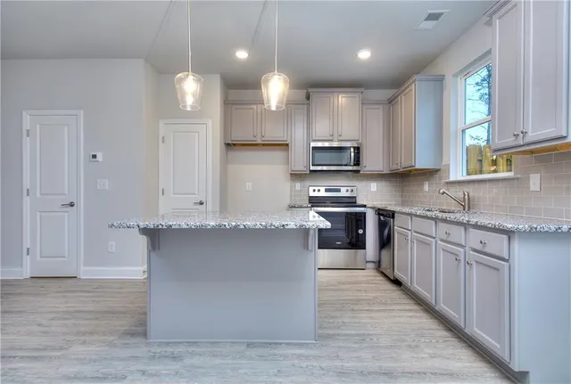 $294,075 | 106 Greenview Court, Cleveland, GA 30528