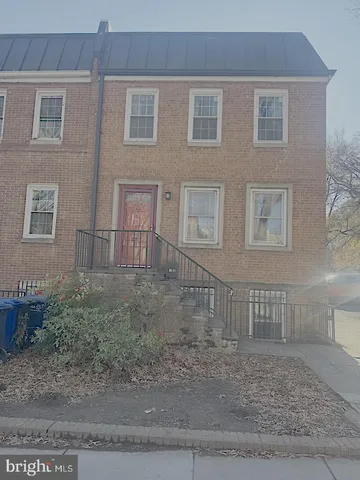 $780,000 | 626 G Street Southwest, Washington, DC 20024