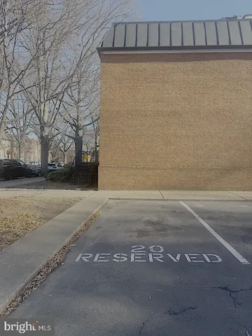 $780,000 | 626 G Street Southwest, Washington, DC 20024