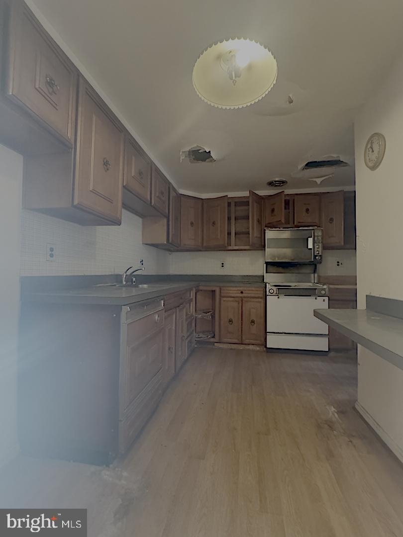 626 G Street Southwest Washington, DC 20024 - Photo 9 of 45