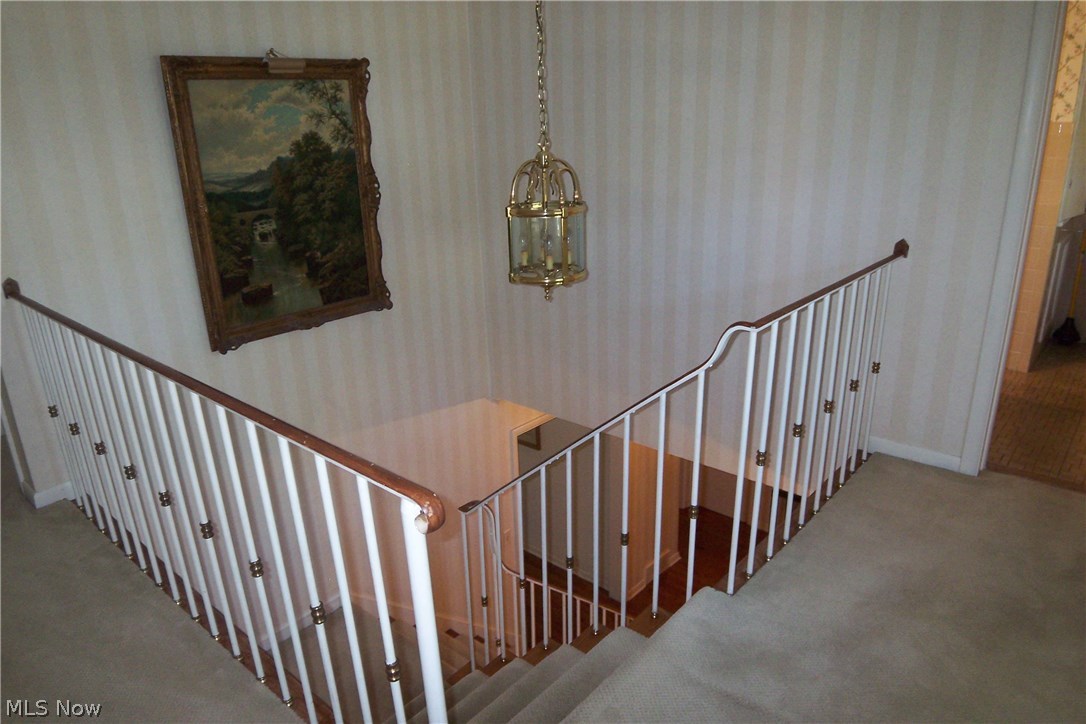 17480 Shelburne Road Cleveland, OH 44118 - Photo 20 of 32 Gallery Image 20