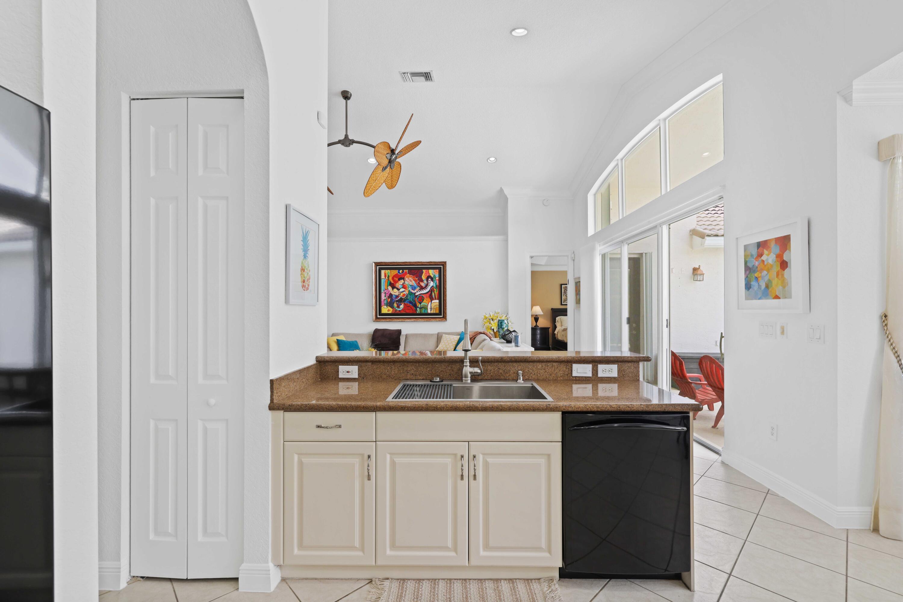 19353 Skyridge Circle Boca Raton, FL 33498 - Photo 25 of 50 19353 Skyridge - 26