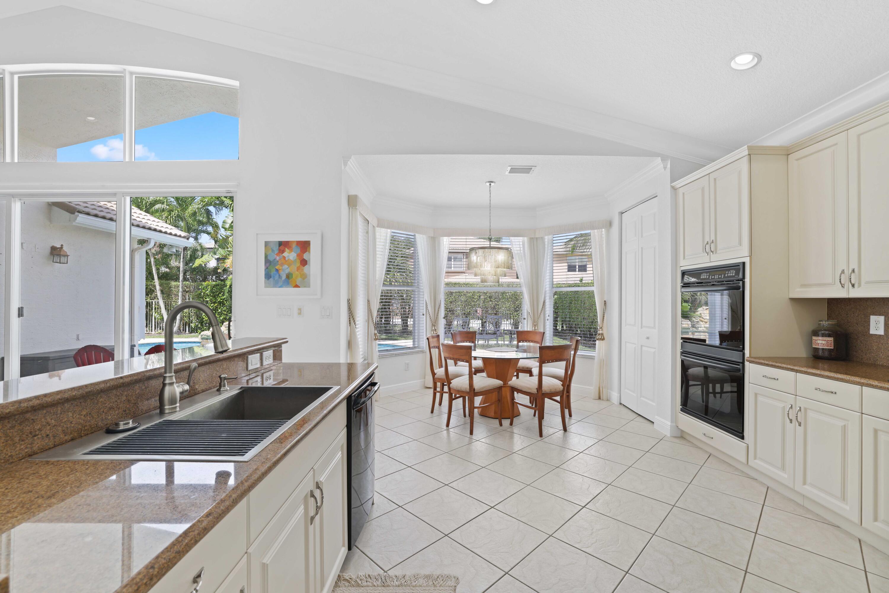 19353 Skyridge Circle Boca Raton, FL 33498 - Photo 26 of 50 19353 Skyridge - 27