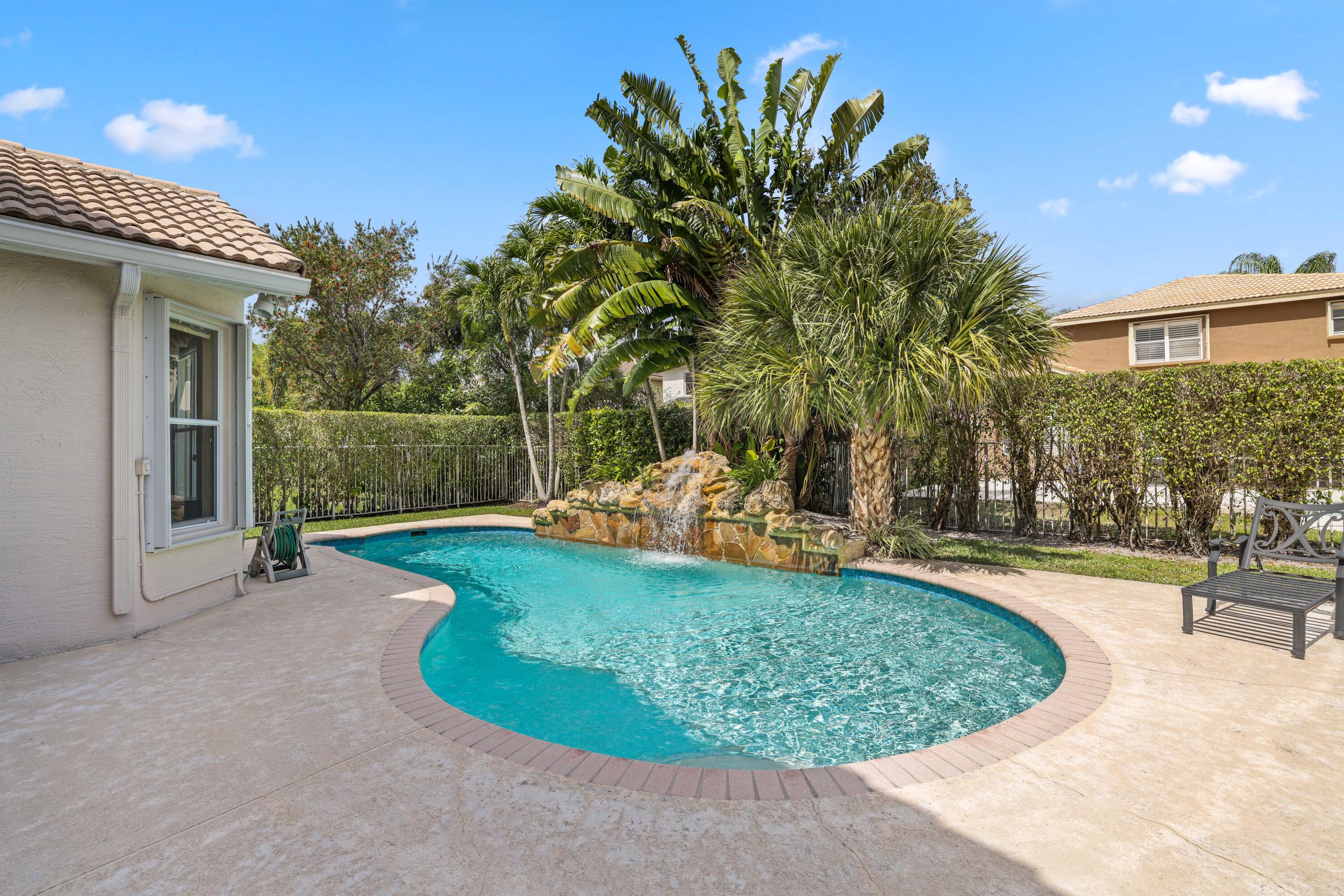 19353 Skyridge Circle Boca Raton, FL 33498 - Photo 39 of 50 19353 Skyridge - 43