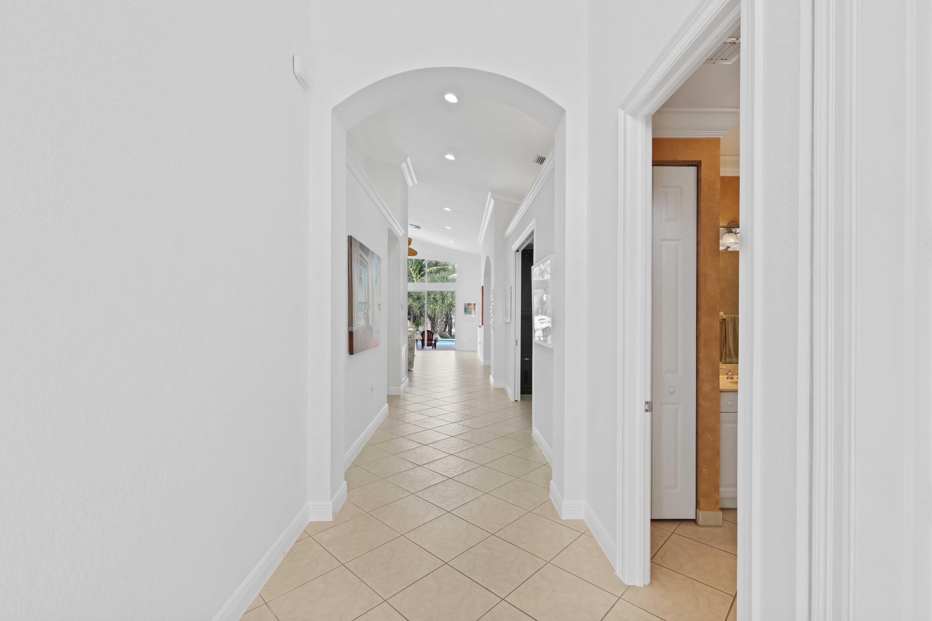 19353 Skyridge Circle Boca Raton, FL 33498 - Photo 5 of 50 19353 Skyridge - 5