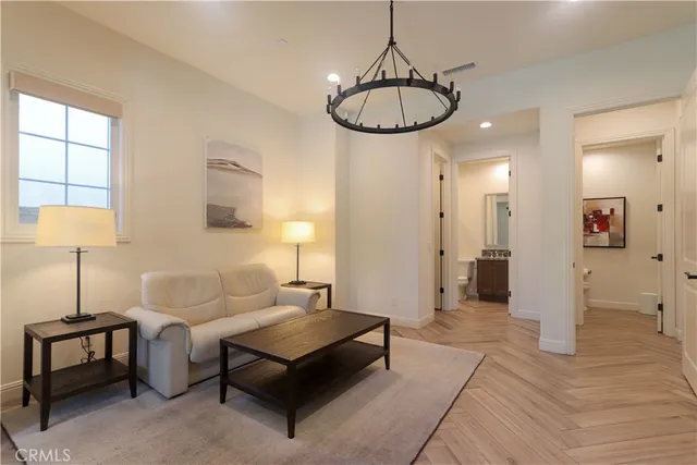 $7,500,000 | 105 Iron, Irvine, CA 92618