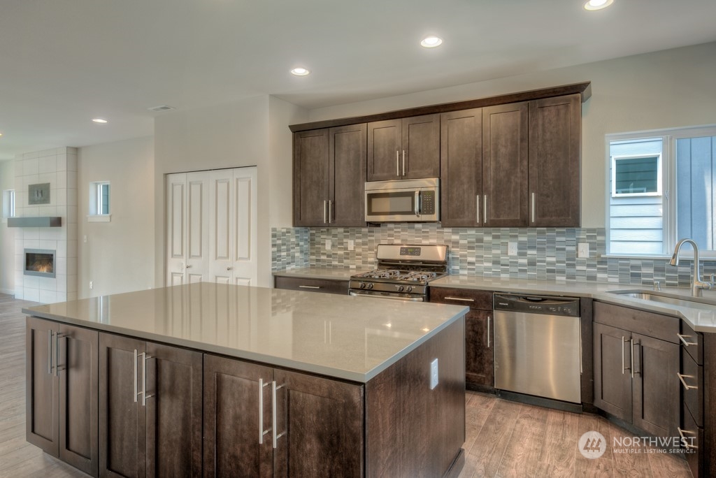 307 207th Street Southeast, Unit EH08 Bothell, WA 98012 - Photo 15 of 26