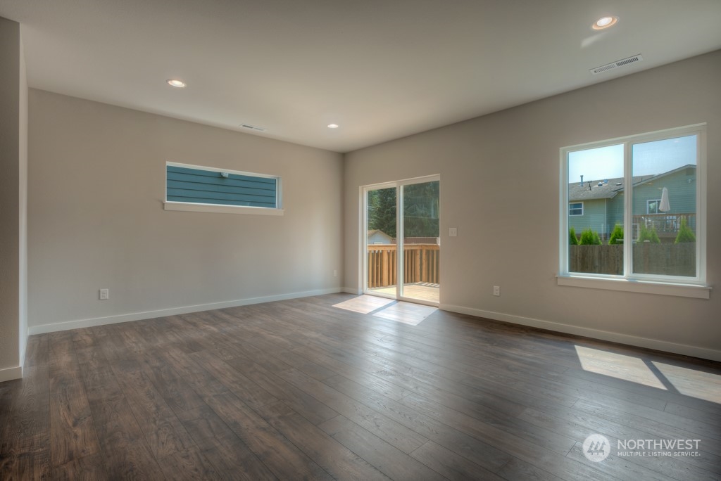 307 207th Street Southeast, Unit EH08 Bothell, WA 98012 - Photo 25 of 26