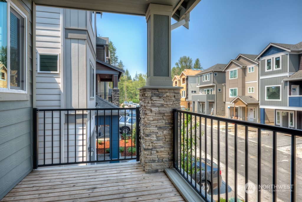 307 207th Street Southeast, Unit EH08 Bothell, WA 98012 - Photo 3 of 26