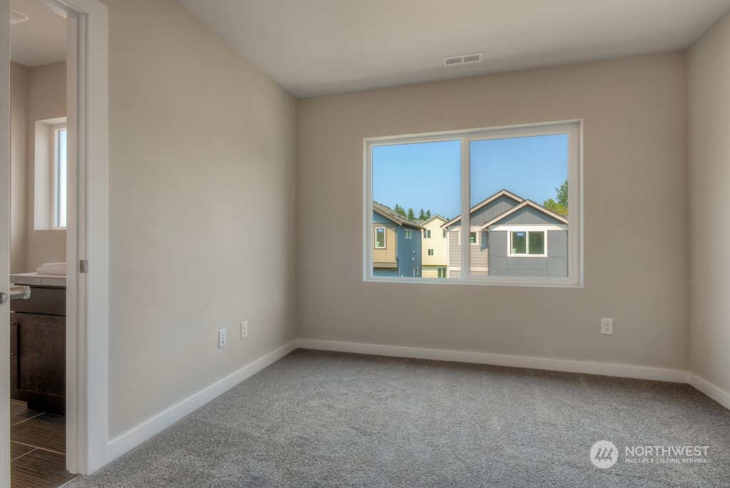 307 207th Street Southeast, Unit EH08 Bothell, WA 98012 - Photo 7 of 26