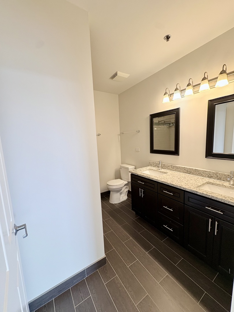625 Deerfield Road, Unit 408 Deerfield, IL 60015 - Photo 9 of 13 Gallery Image 9